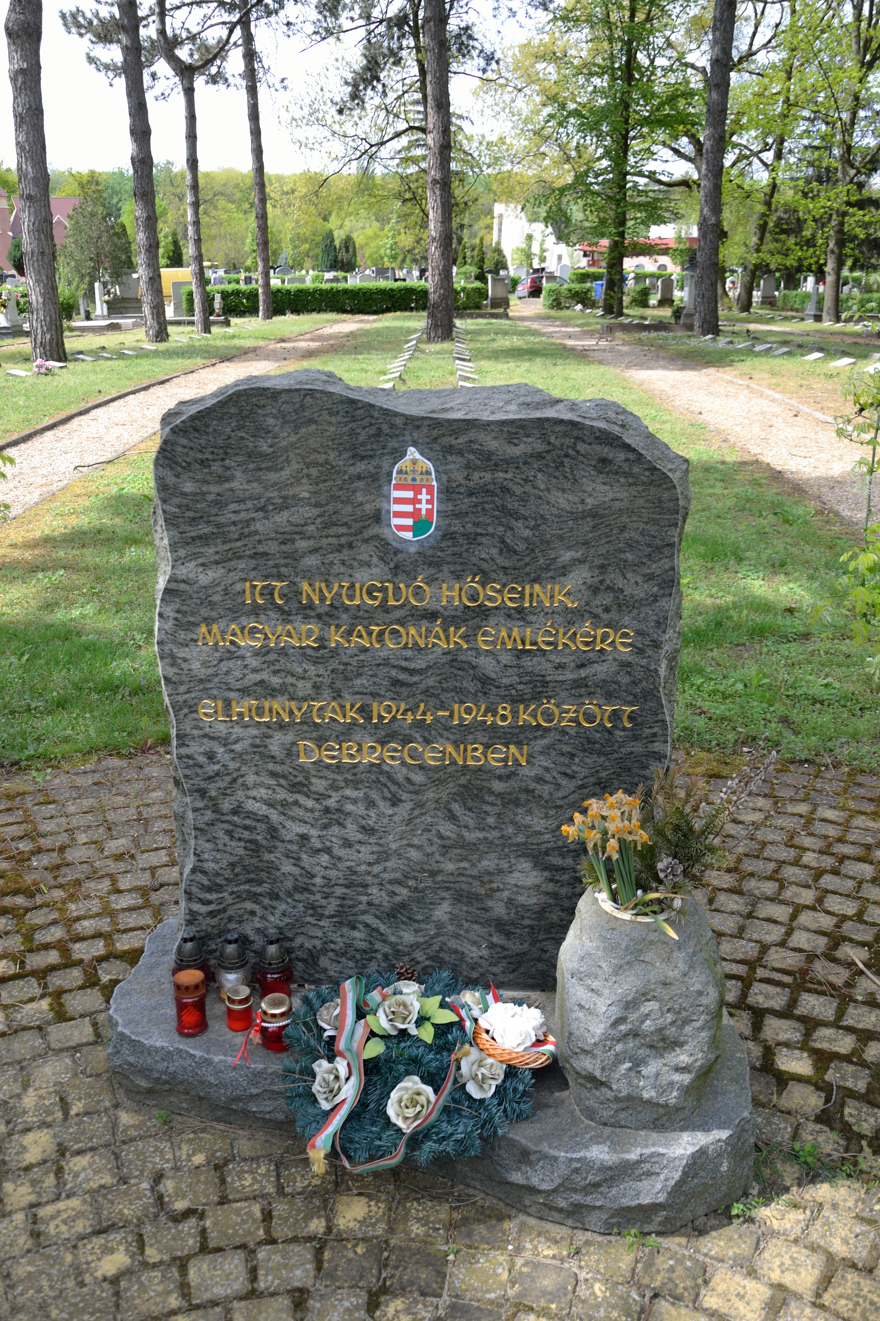 Magyar hősök sírkertje